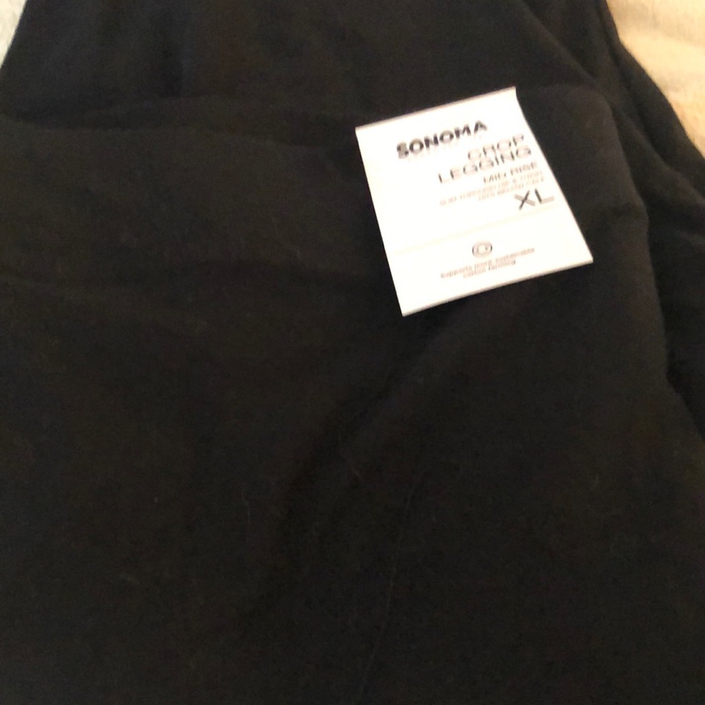 Cropped leggings/ mid rise